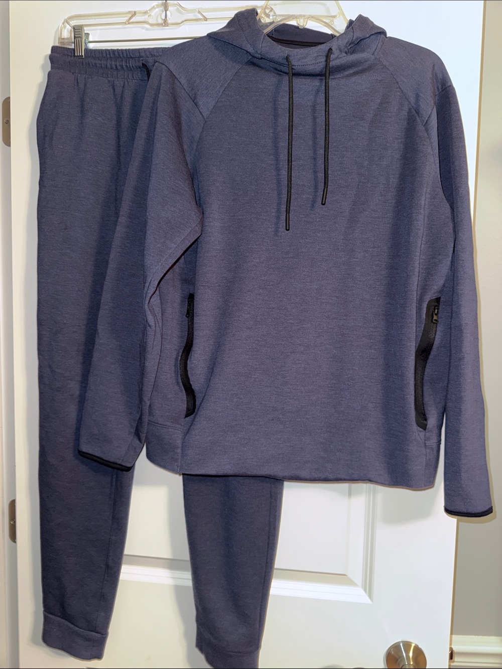 Old Navy Men's Navy Crewneck Hoodie and Joggers Set